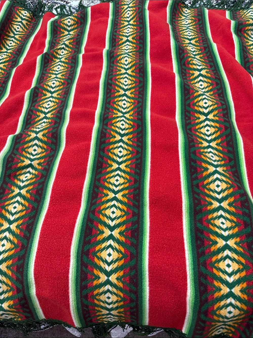 Pendleton Beaver State All Wool Red Green Yellow Geometric Optical